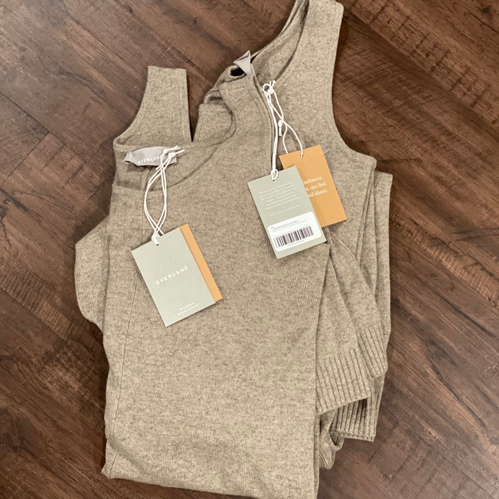 SOLD x2 NWT - The ReCashmere Lounge Jumpsuit - Picture 7 of 8